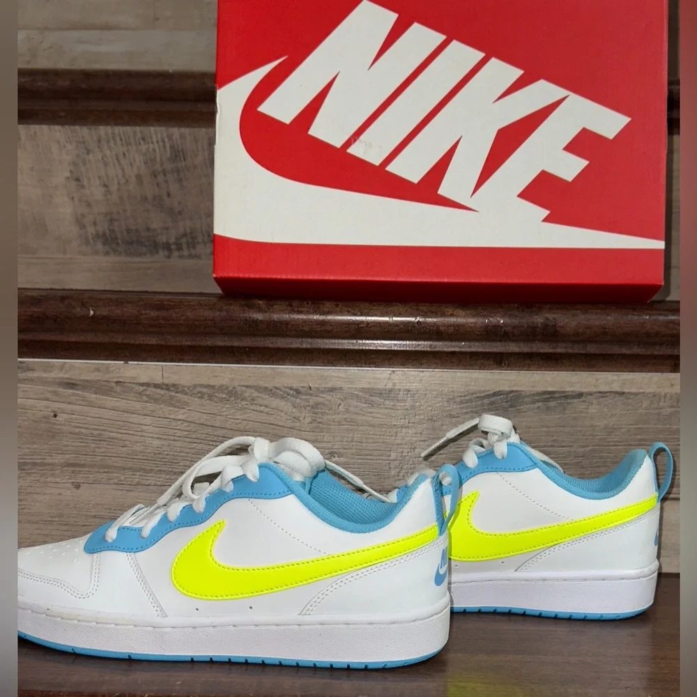 Cute 🥰 Nike Court Borough Low 2 GS /7Y 'White Baltic Blue Volt' Women's Size 8.5 - Picture 8 of 15